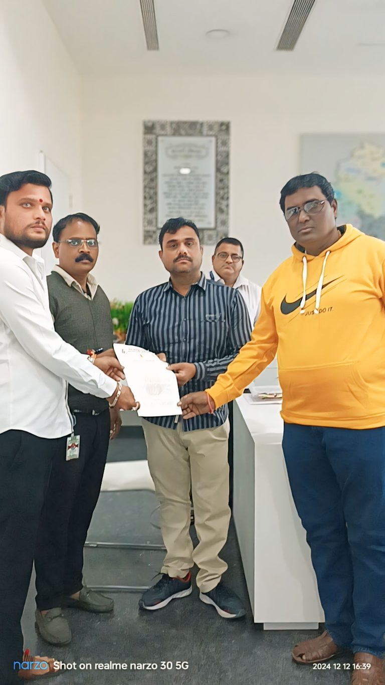 परभणी येथील संविधान विटंबना प्रकरणाचा अण्णा भाऊ साठे क्रांती फोर्सच्या वतीने निषेध.