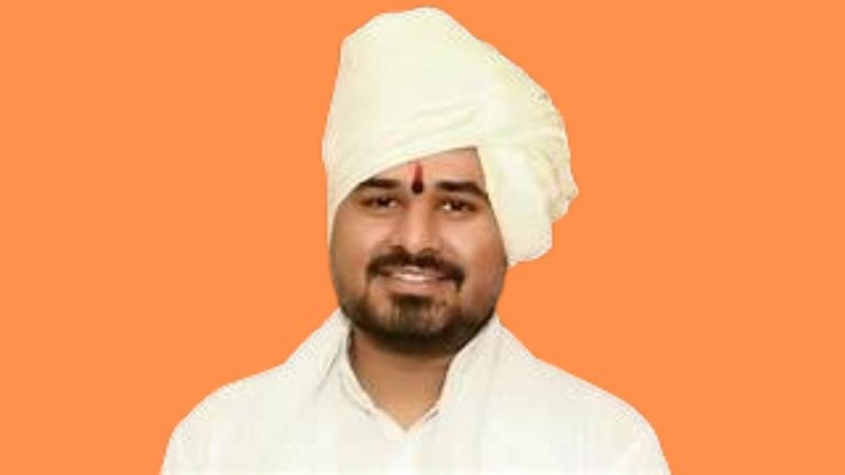शिरीष महाराजांची काळीज पिळवटून टाकणारी सुसाईड नोट सापडली; आत्महत्येचं सुन्न करणारं कारण समोर!
