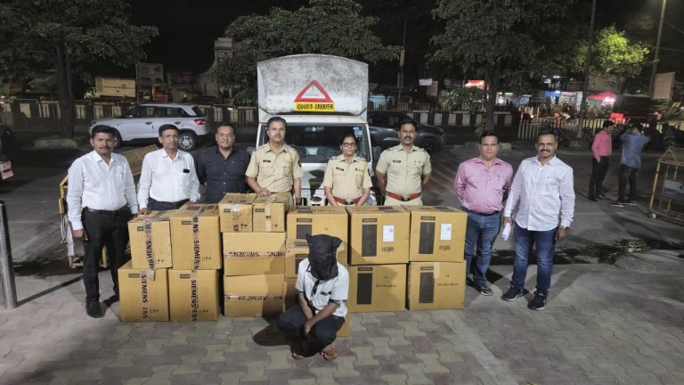 विश्रांतवाडी पोलीस स्टेशन: इलेक्ट्रीक साहित्याने भरलेला टेंपो चोरून नेणारा आरोपी गुजरातमध्ये पकडला