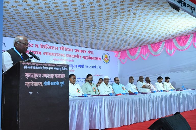 स्पर्धेच्या युगात केवळ गुणपत्रके महत्त्वाची नाहीत, म्हणून कौशल्ये विकसित करा : प्राचार्य साळुंखे