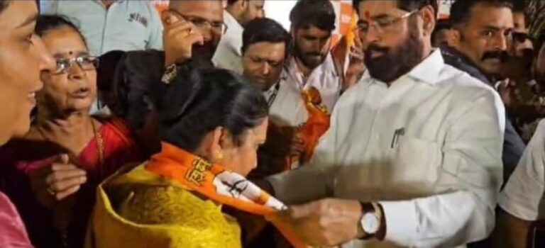 वाघोलीच्या माजी सरपंच संजीवनी वाघमारे यांचा शिवसेनेत मोठा प्रवेश; शेकडो महिलांचीही उपस्थिती, स्थानिक राजकारणाला नवा कलाटणीबिंदू