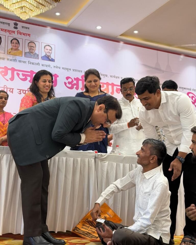 श्रीक्षेत्र थेऊर येथे ‘महाराजस्व समाधान शिबिराला’ उत्स्फूर्त प्रतिसाद; १००० हून अधिक नागरिक लाभार्थी
